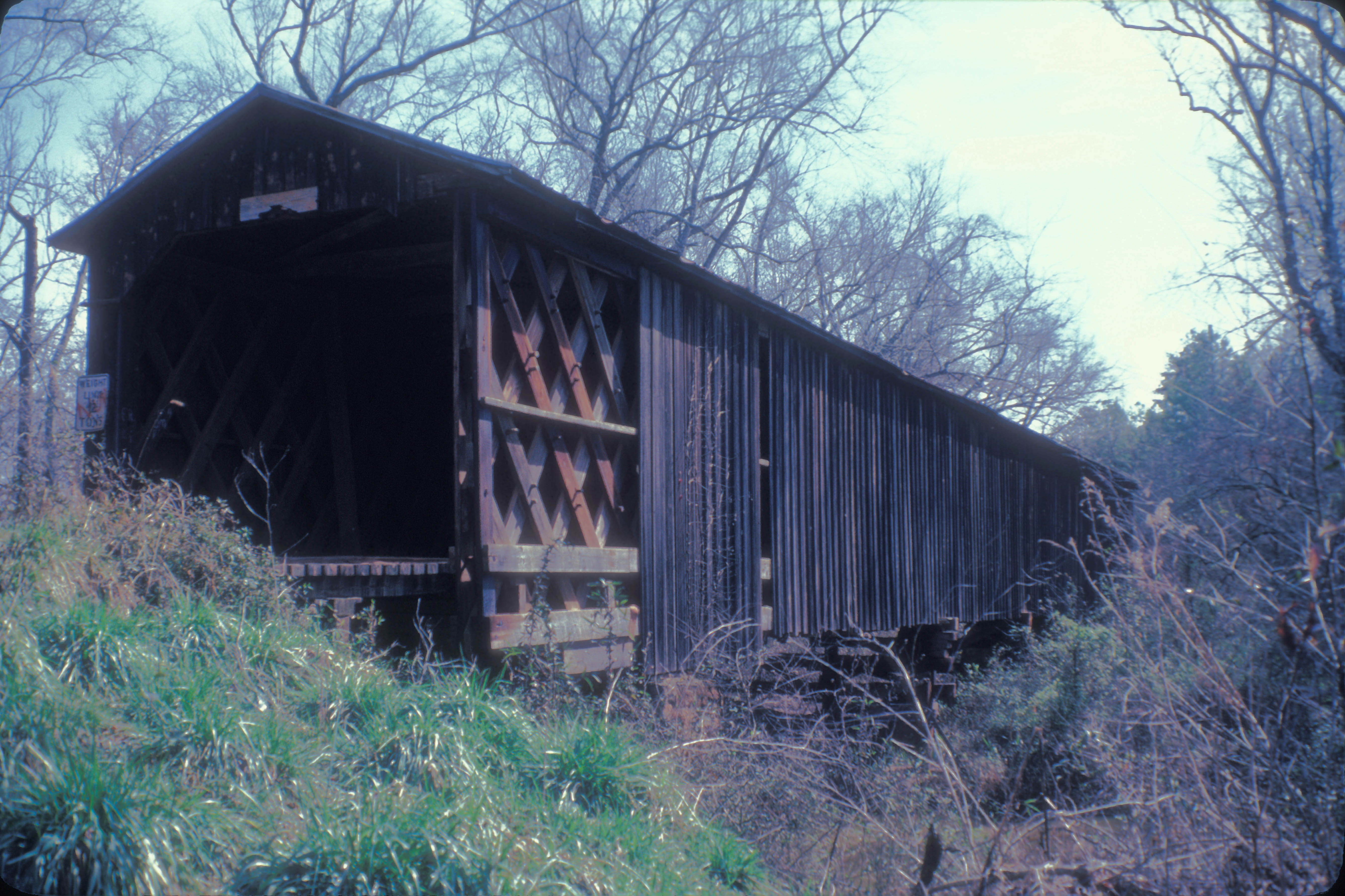 howards_covered_bridge1